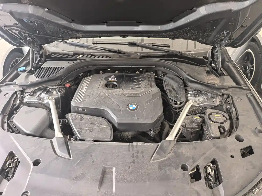 BMW 6 Series GT 2021 — фото 10