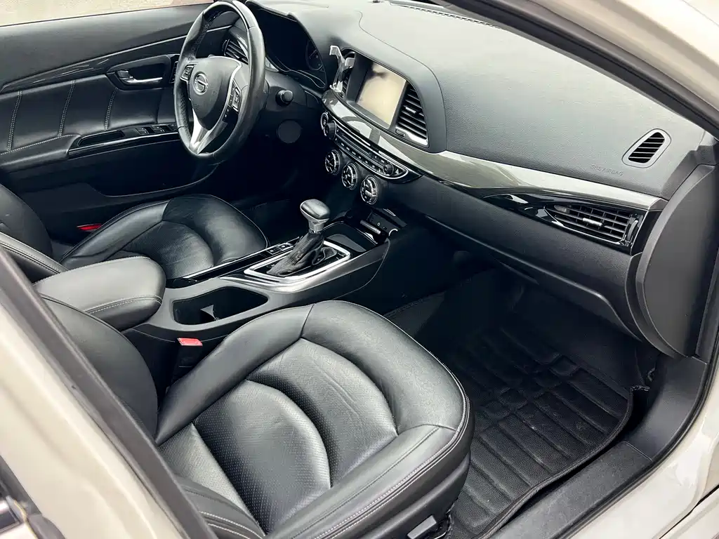 GAC Motor Trumpchi GA6 2016 — фото 12