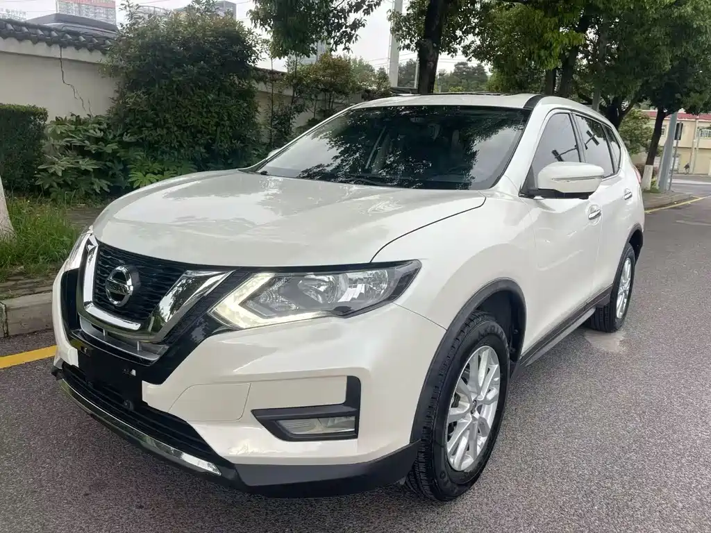 Nissan X-Trail 2021 — фото 1