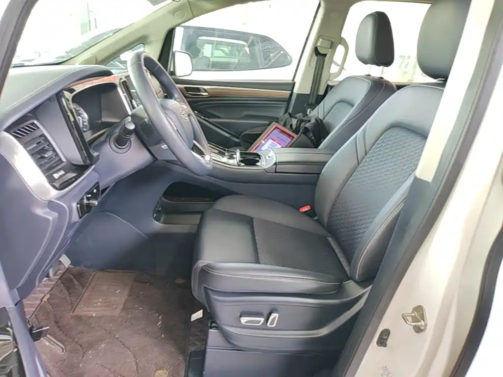 GAC Trumpchi M8 2023 — фото 15
