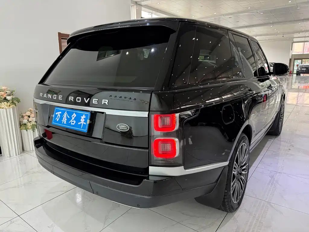 Land Rover Range Rover 2020 — фото 19