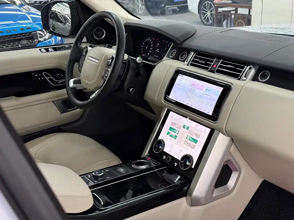 Land Rover Range Rover 2020 — фото 10