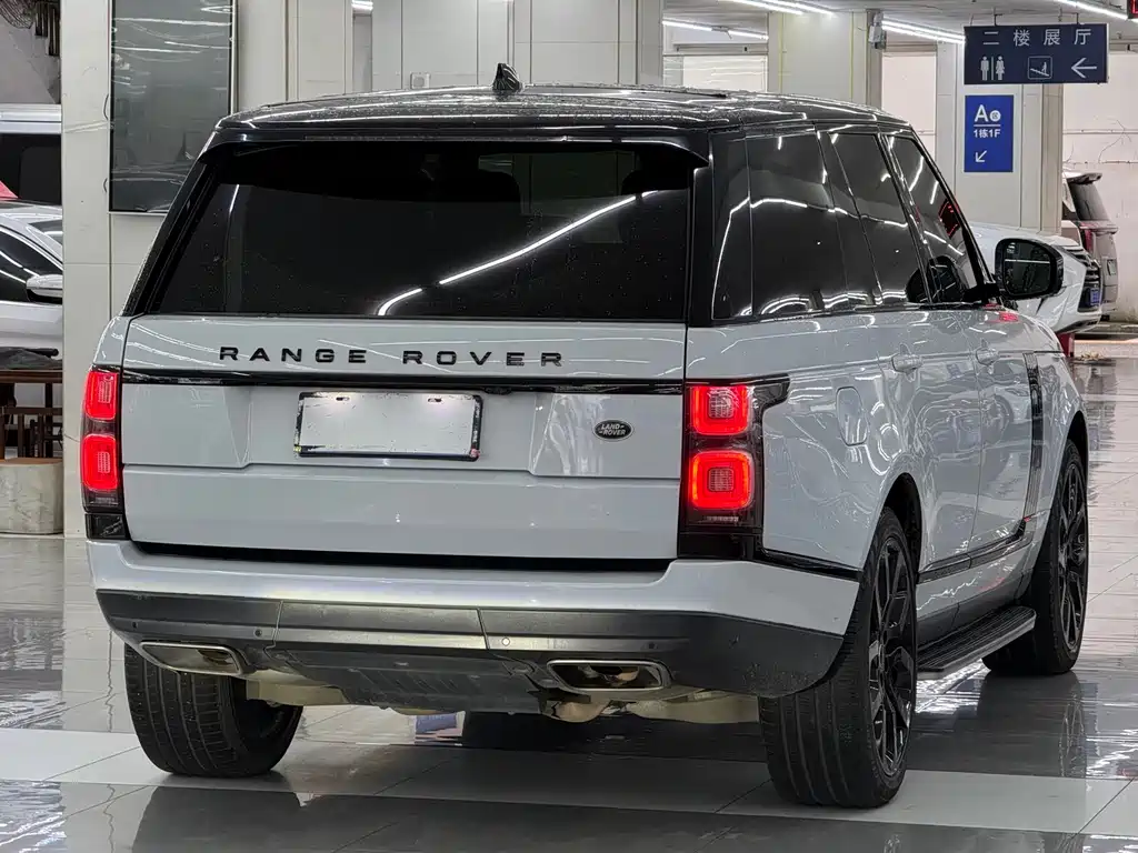 Land Rover Range Rover 2020 — фото 13