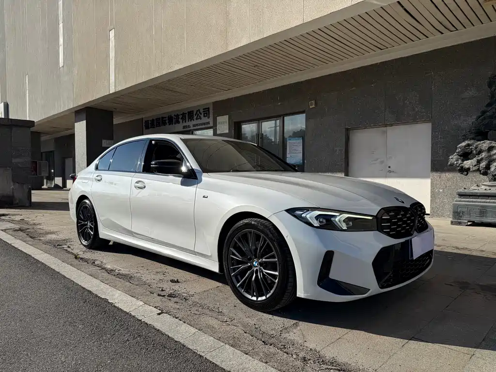 BMW 3 Series 2023