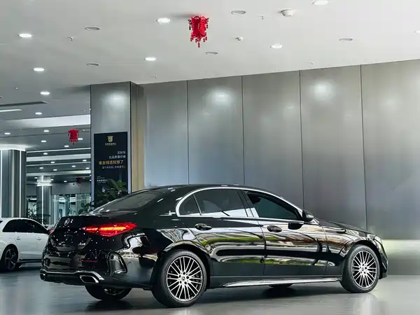 Mercedes-Benz C-Class 2022