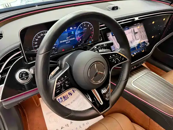 Mercedes-Benz E-Class 2024