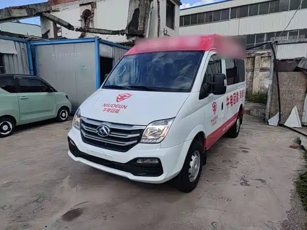 Maxus V80 2024