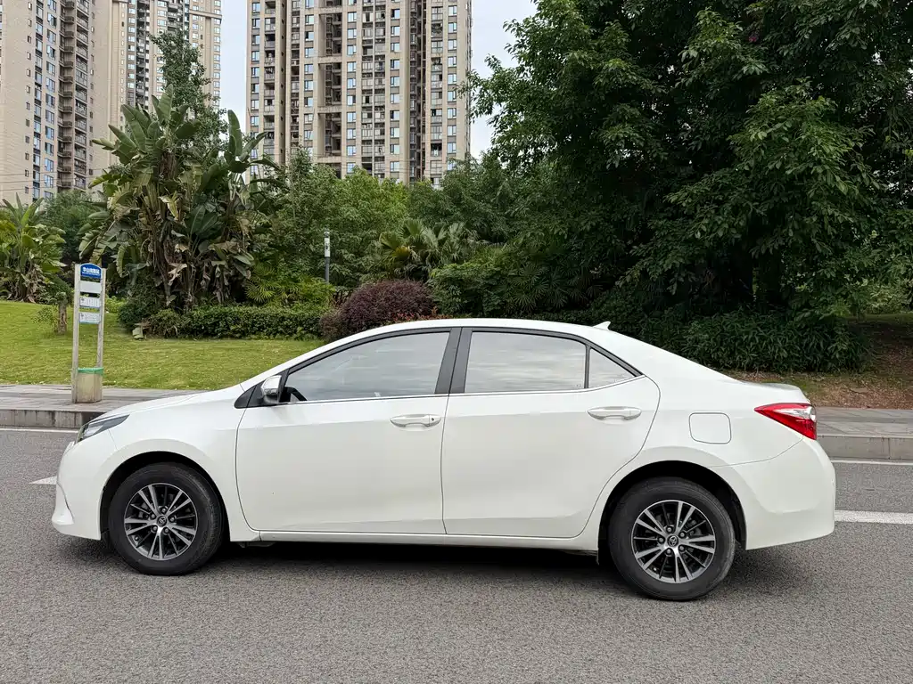 Toyota Levin 2017 — фото 11