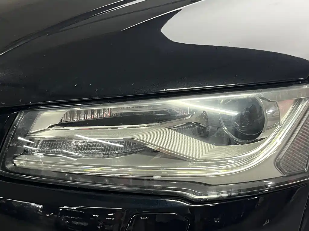 Audi A8 2015