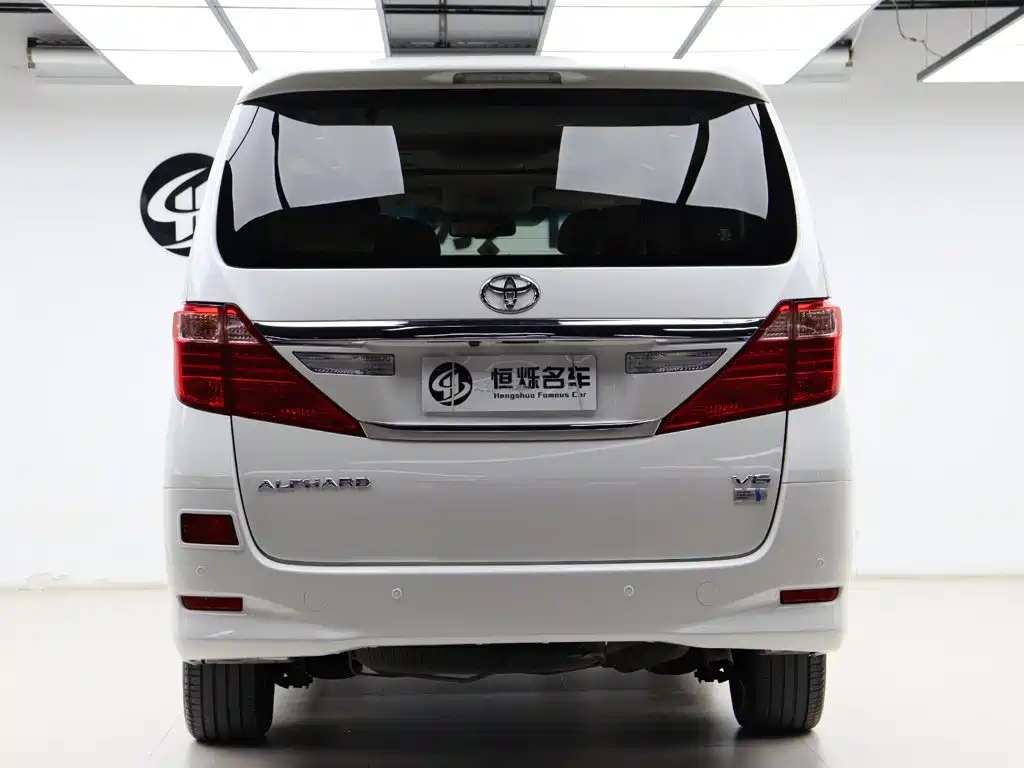 Toyota Alphard 2015 — фото 3