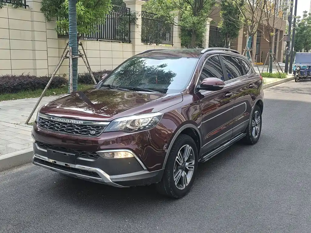 Leopaard CS10 2017