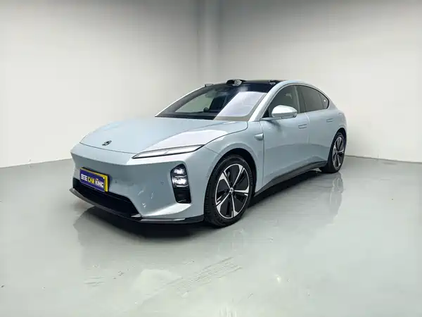 NIO ET5 2025
