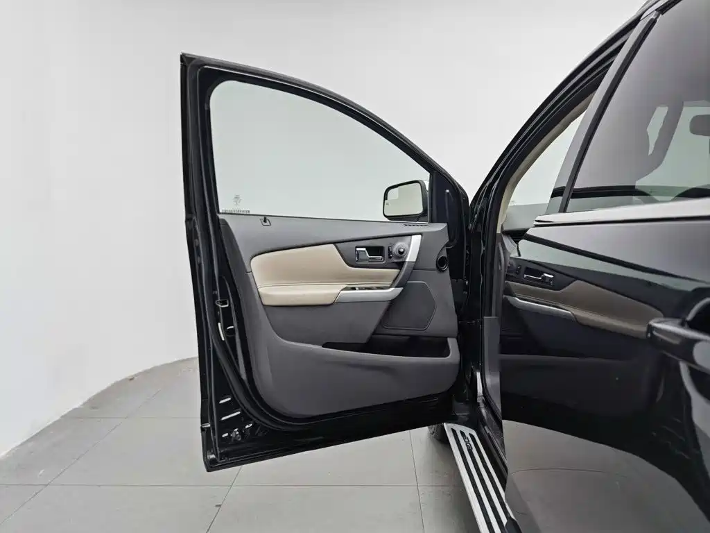 Ford Edge 2015 — фото 8