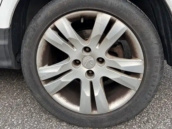 Peugeot 3008 2015