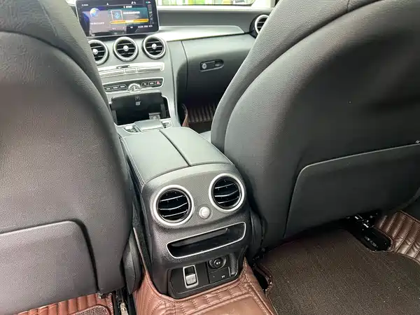 Mercedes-Benz C-Class 2020