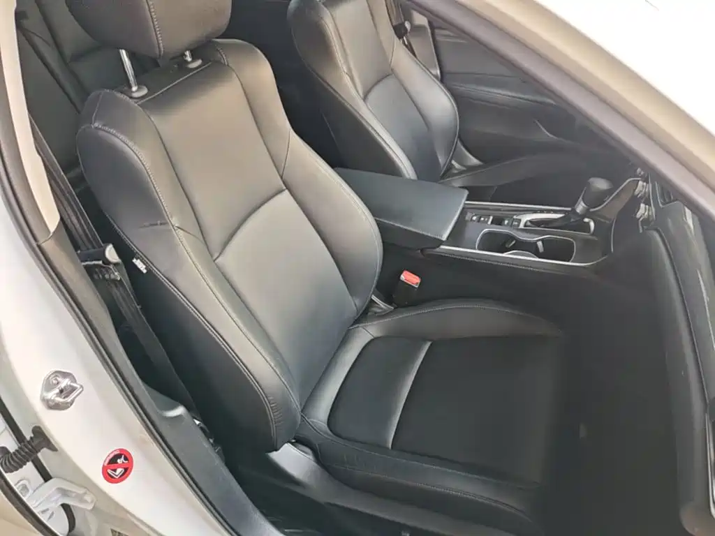 Honda Accord 2020 — фото 25