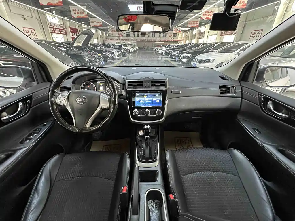 Nissan Tiida 2019 — фото 10