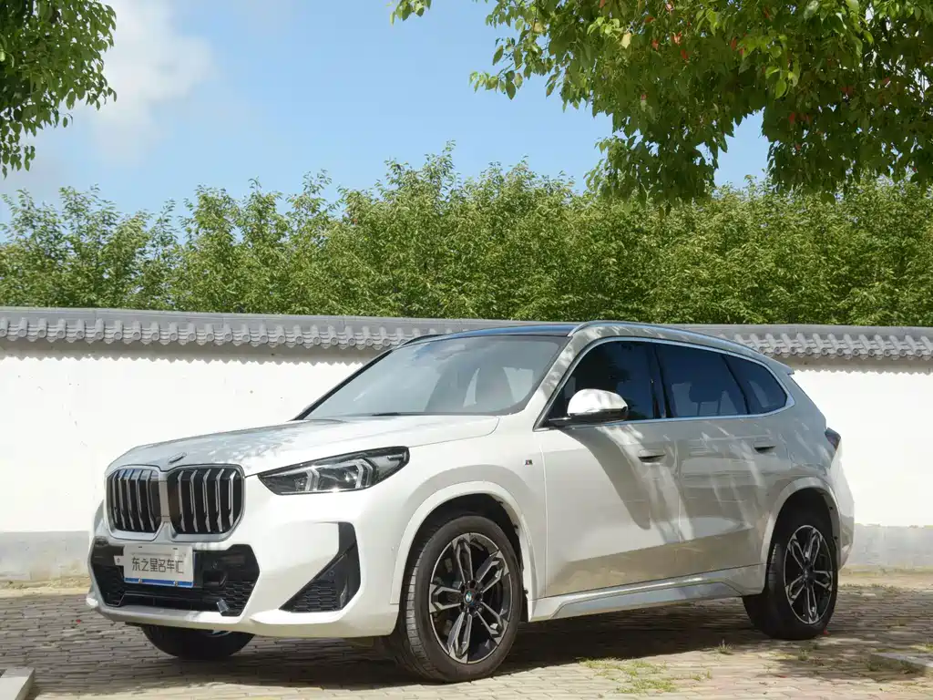 BMW X1 2023 — фото 1