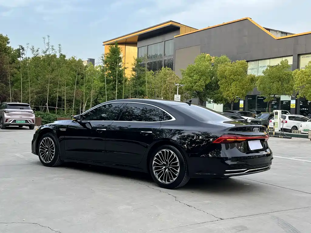 Audi A7L 2024 — фото 2