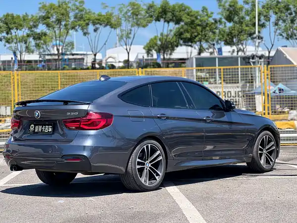 BMW 3 Series GT 2021