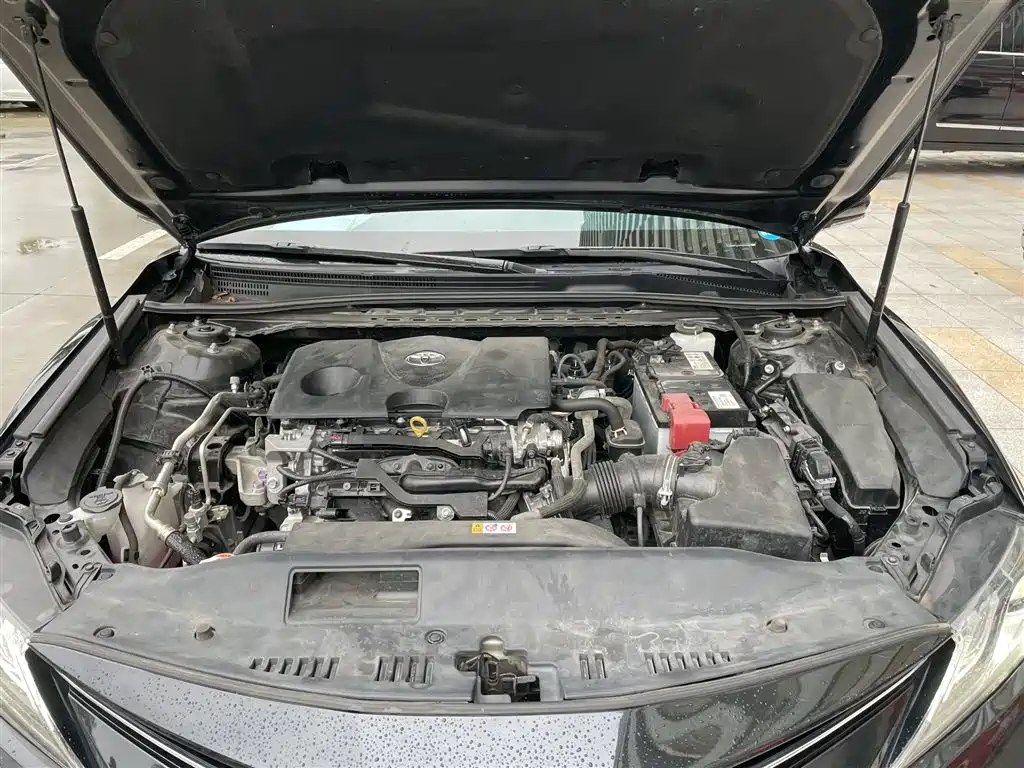 Toyota Camry 2023 — фото 10
