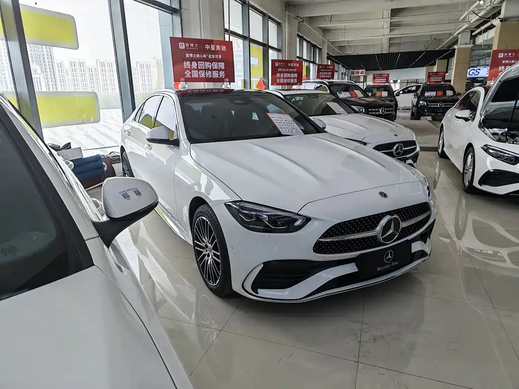 Mercedes-Benz C-Class 2022