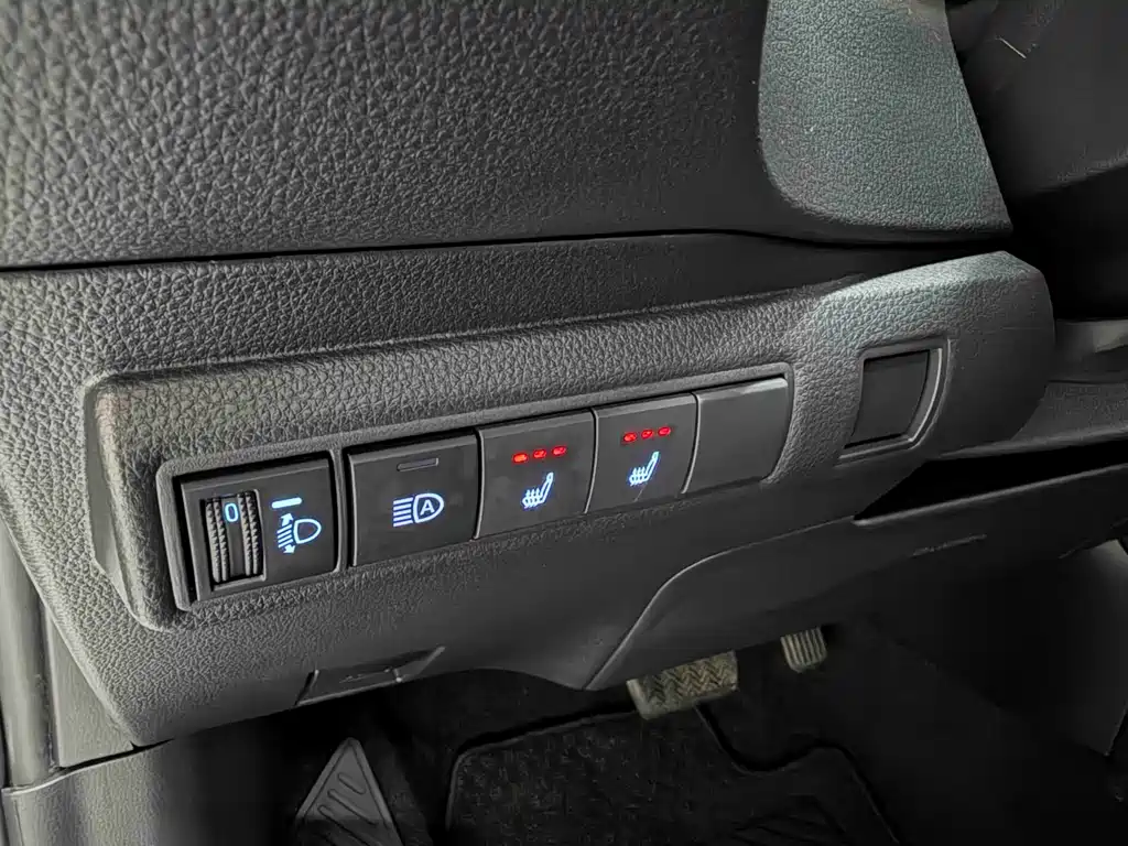 Toyota Corolla 2022 — фото 10