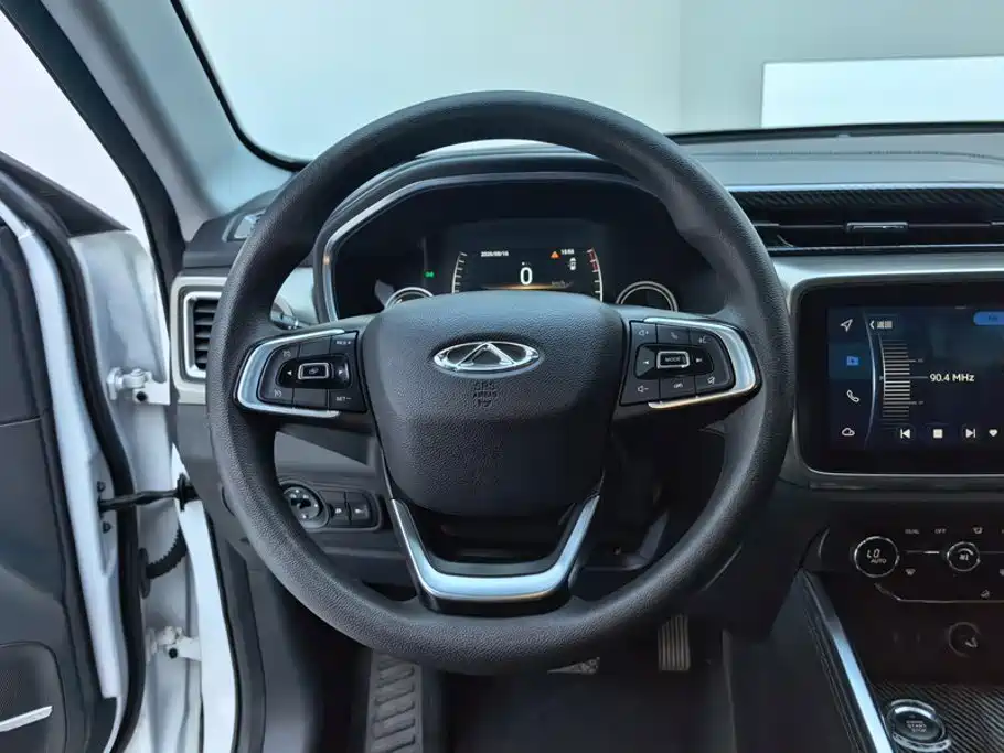 Chery Tiggo 8 2019 — фото 15