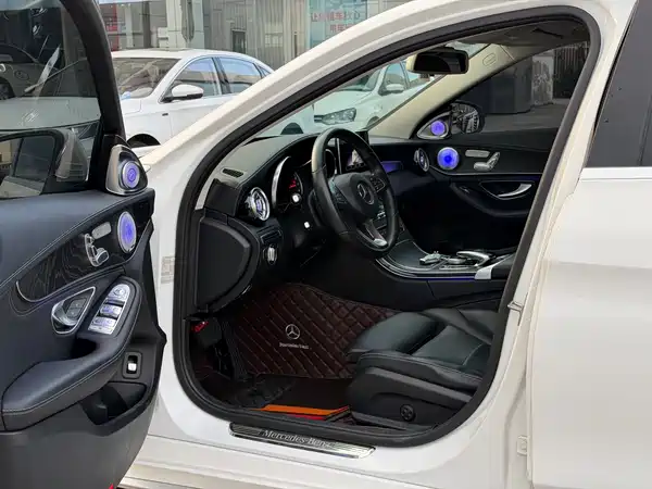 Mercedes-Benz C-Class 2018
