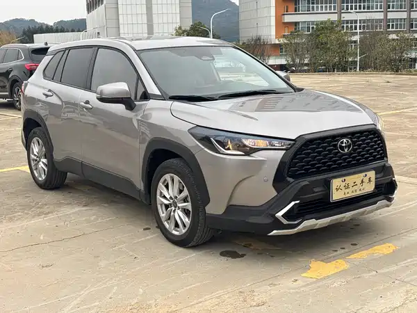 Toyota Corolla Cross 2023