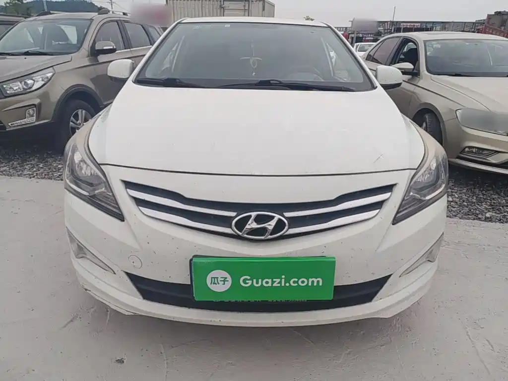 Hyundai Verna 2016 — фото 3
