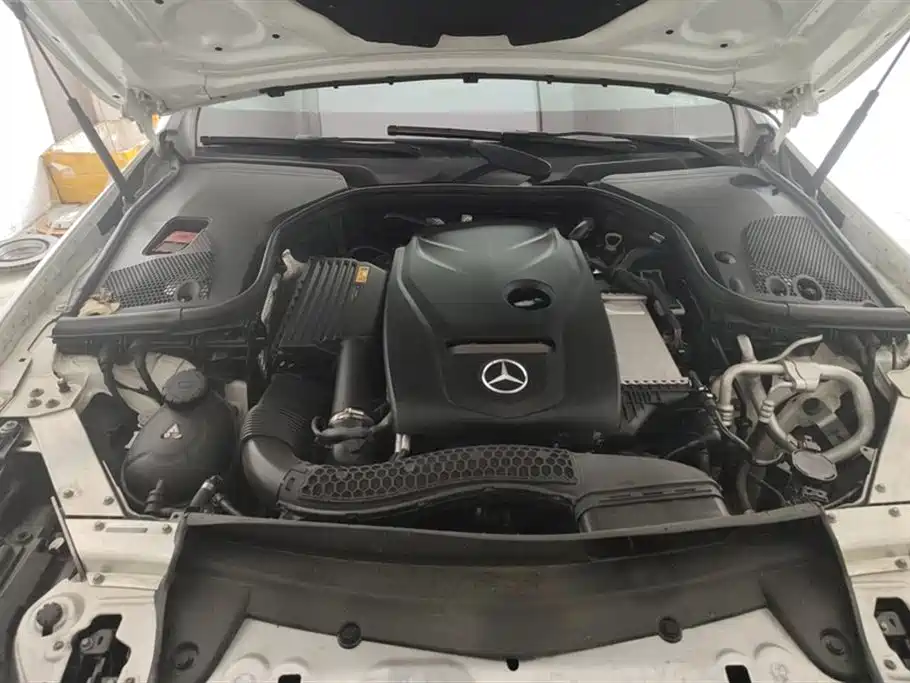 Mercedes-Benz E-Class 2018 — фото 10