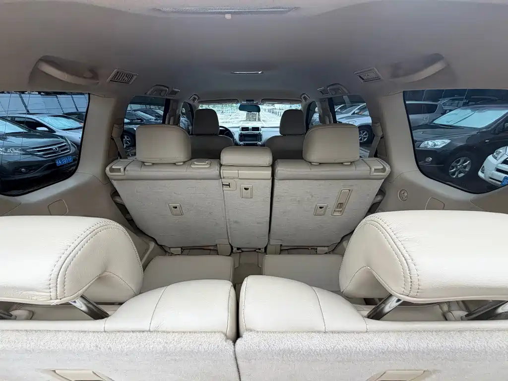 Toyota Prado 2014 — фото 15