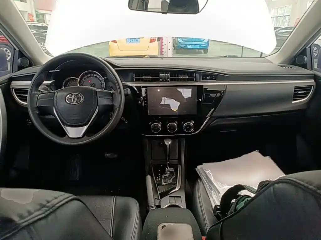 Toyota Corolla 2016 — фото 10