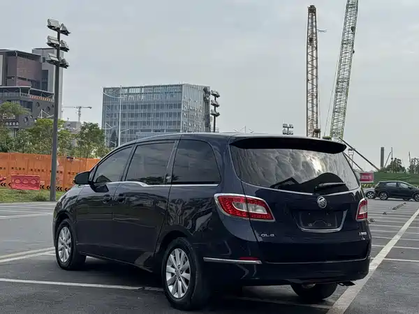 Buick GL8 2013