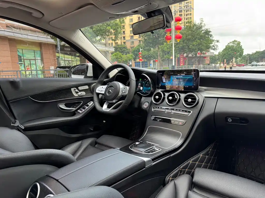 Mercedes-Benz C-Class 2021 — фото 11