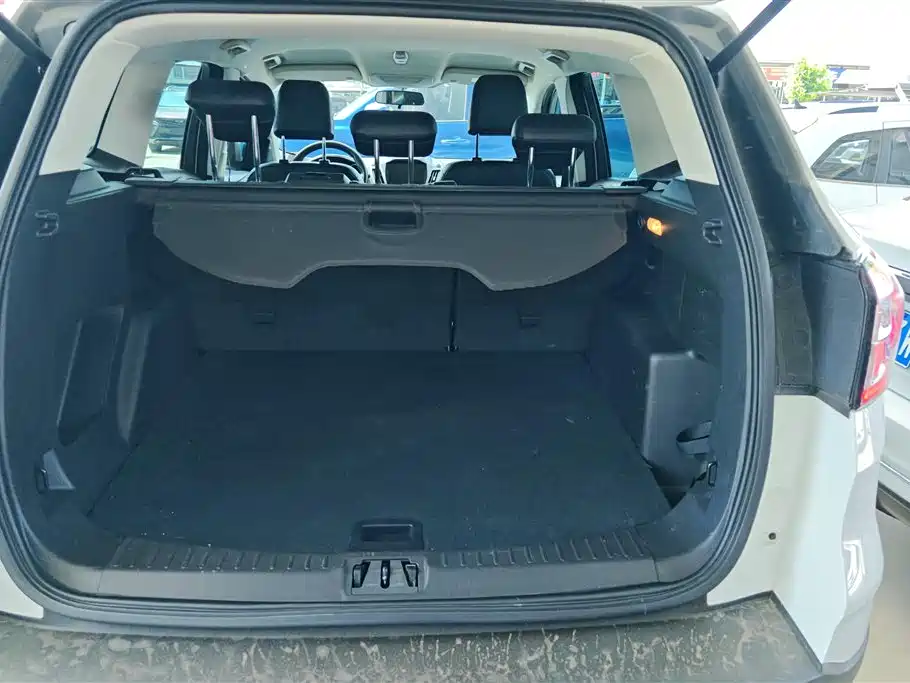 Ford Kuga 2016 — фото 4