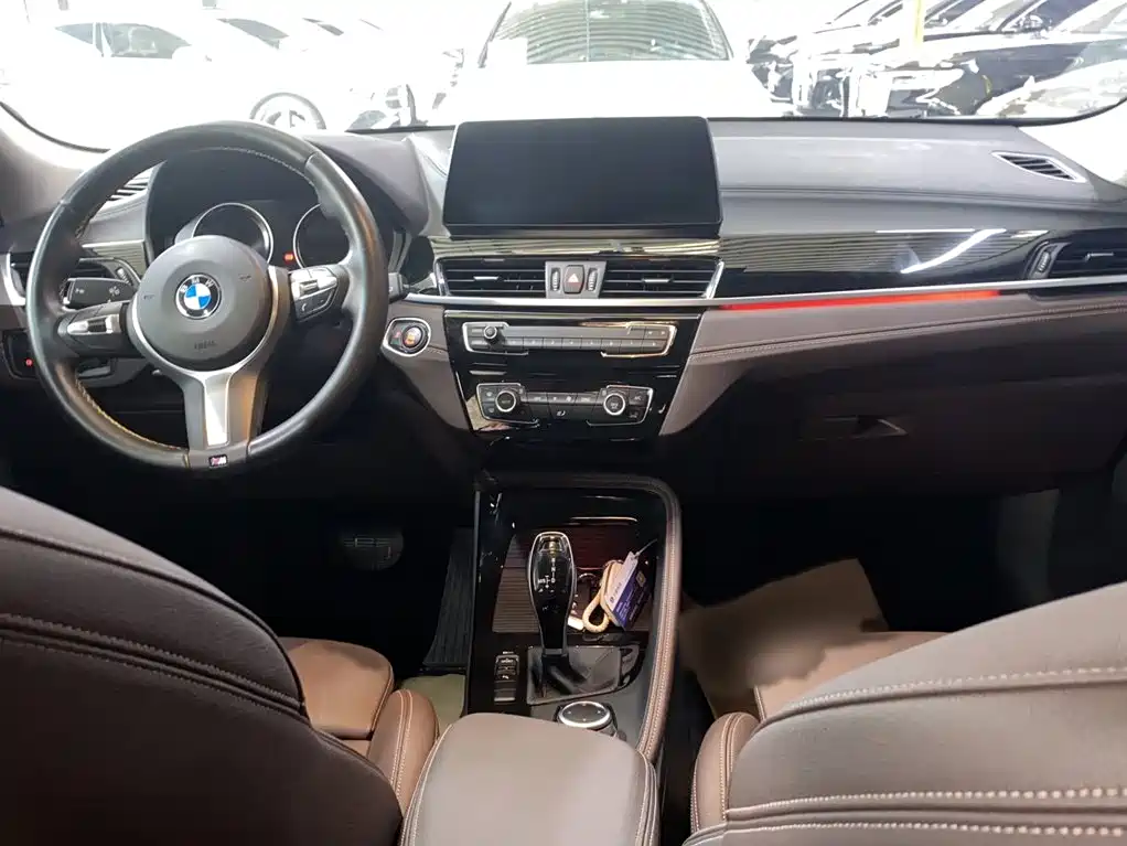 BMW X2 2021 — фото 14