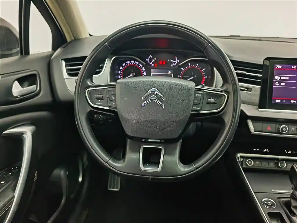 Citroen C5 2018 — фото 11