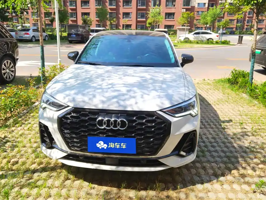 Audi Q3 Sportback 2022 — фото 2