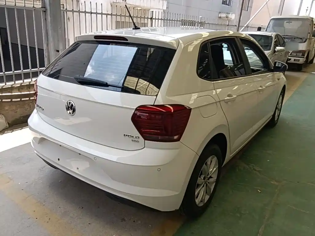 Volkswagen Polo 2021