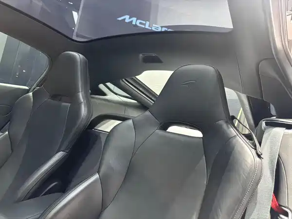 McLaren GT 2019