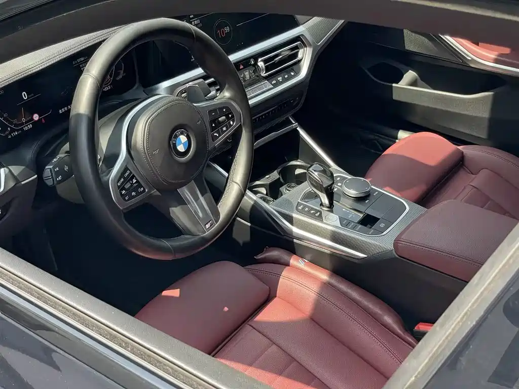 BMW 3 Series 2021 — фото 17