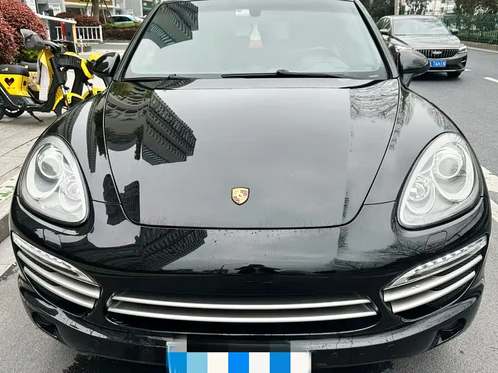 Porsche Cayenne 2015 — фото 2