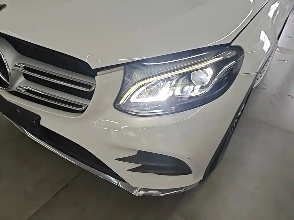 Mercedes-Benz GLC 2019 — фото 24