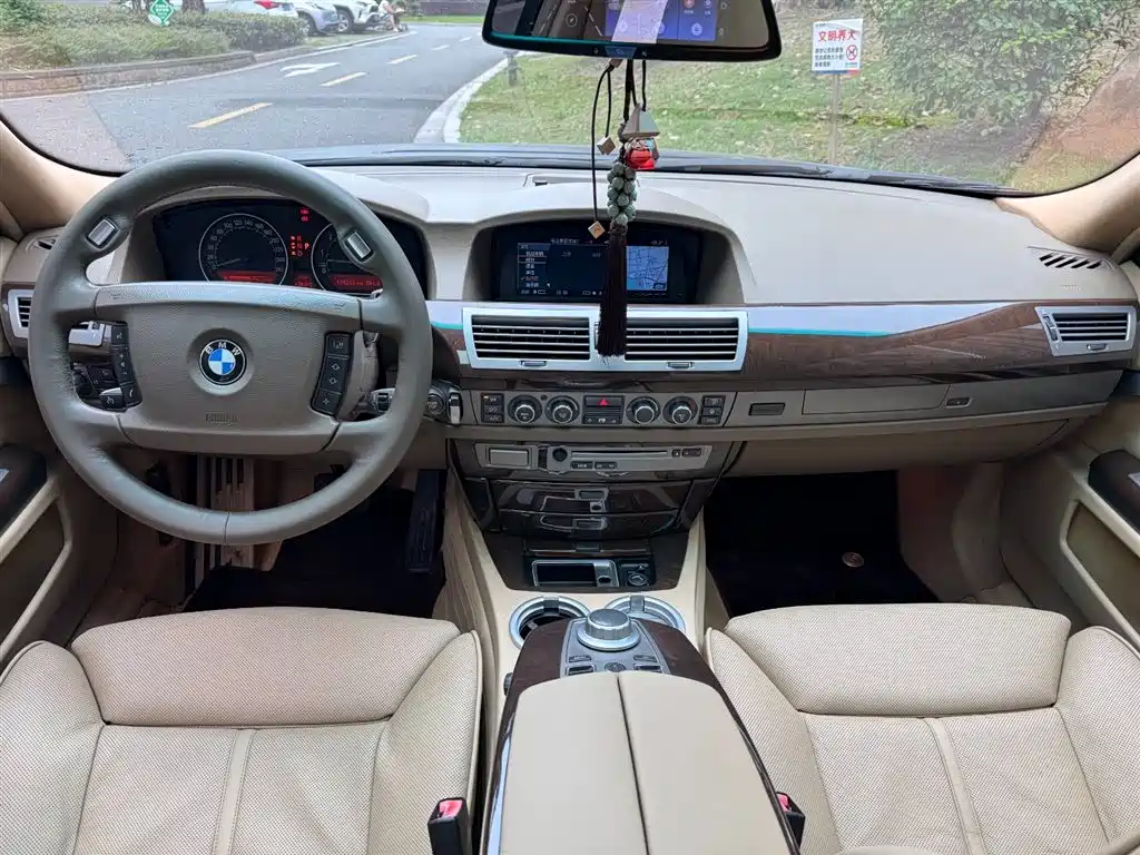 BMW 7 Series 2008 — фото 13