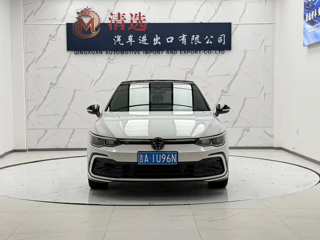 Volkswagen Golf 2022
