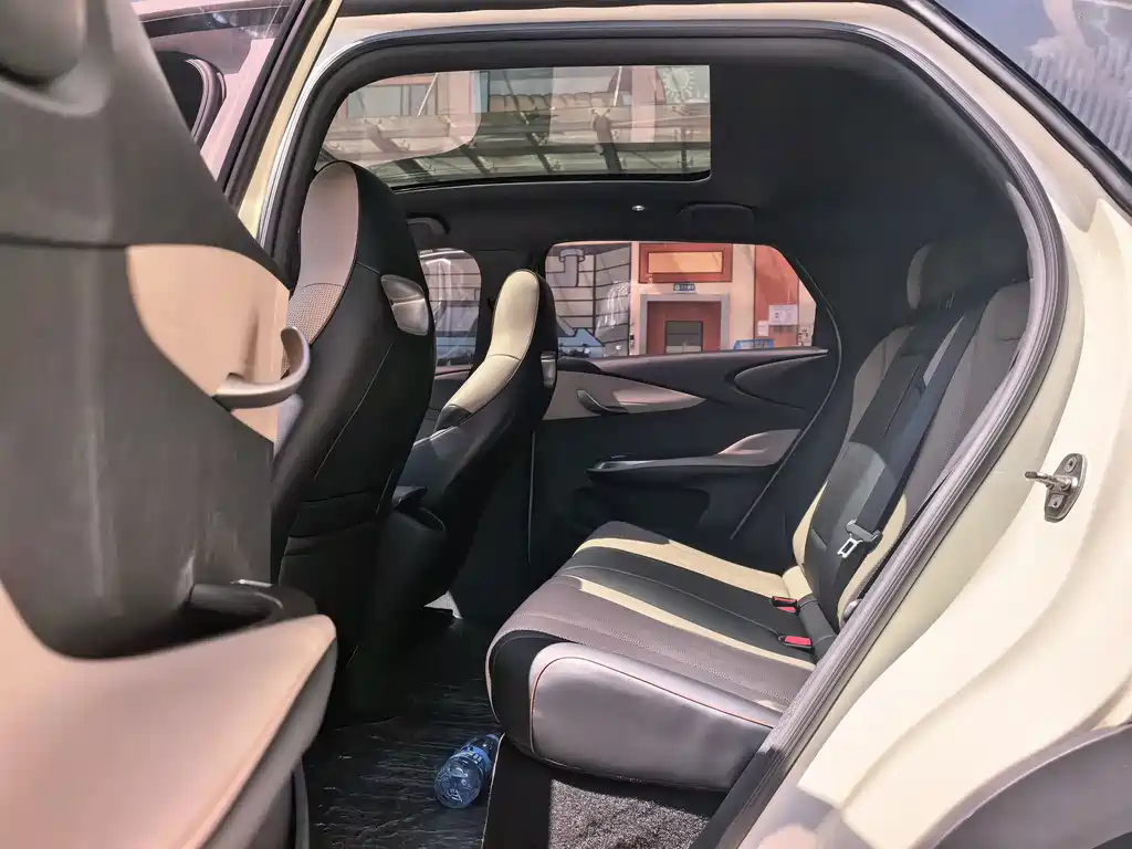 BYD Dolphin 2023 — фото 14