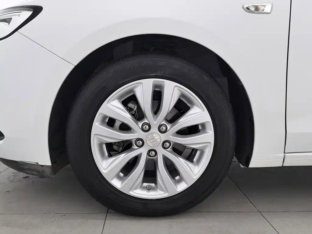 Buick Excelle GT 2021 — фото 17
