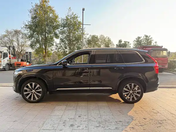 Volvo XC90 2021